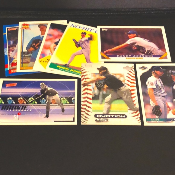 Randy Johnson Hall of Fame Baseball Lot - 15 cards - Picture 3 of 3